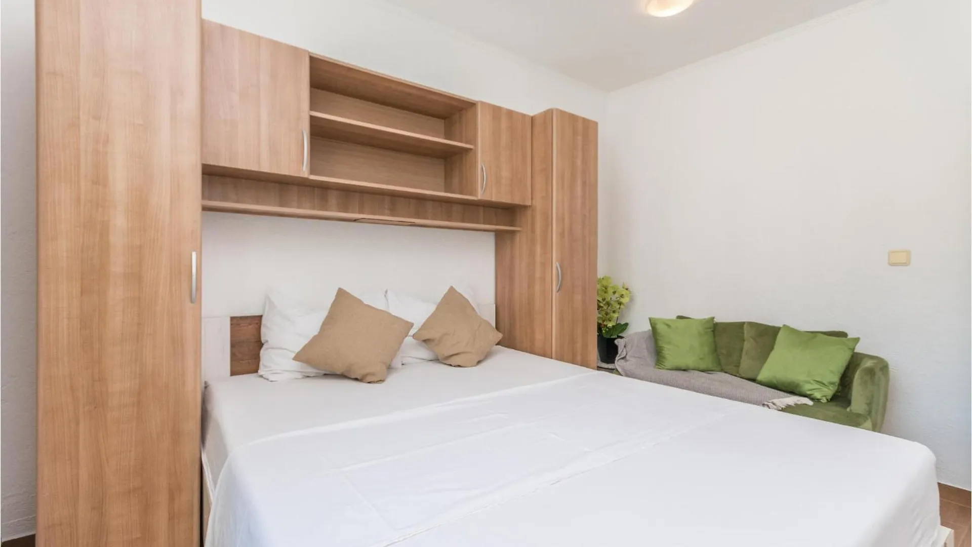 2 Bedroom Pet Friendly Apartment In Biograd 比奥格勒·纳·莫鲁 克罗地亚